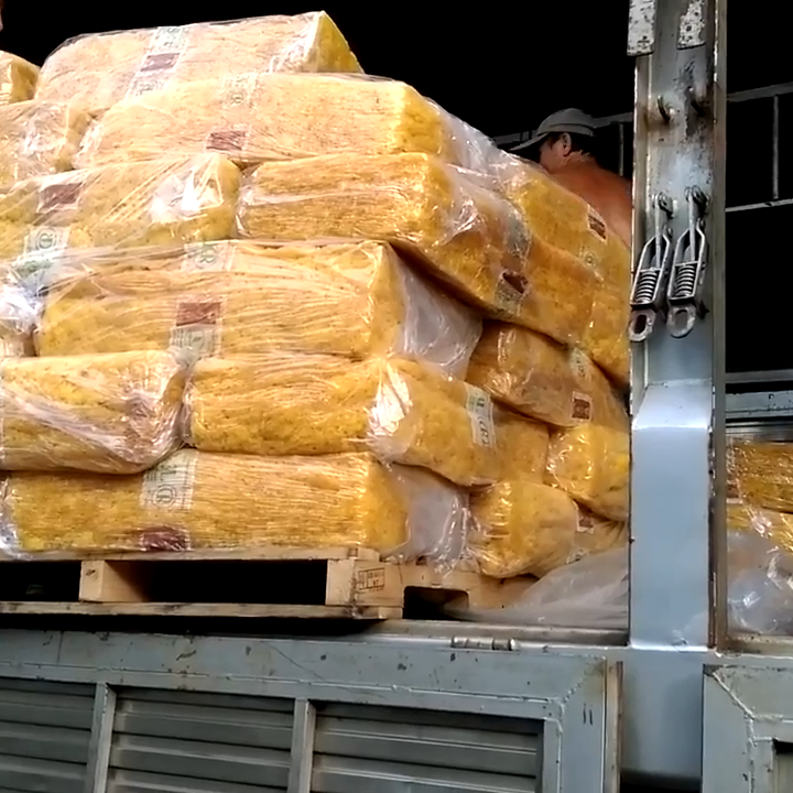 High Quality SVR3L Natural Rubber from Viet Nam Liquid Pattern for Rubber Products Packaged in Bales Palletized