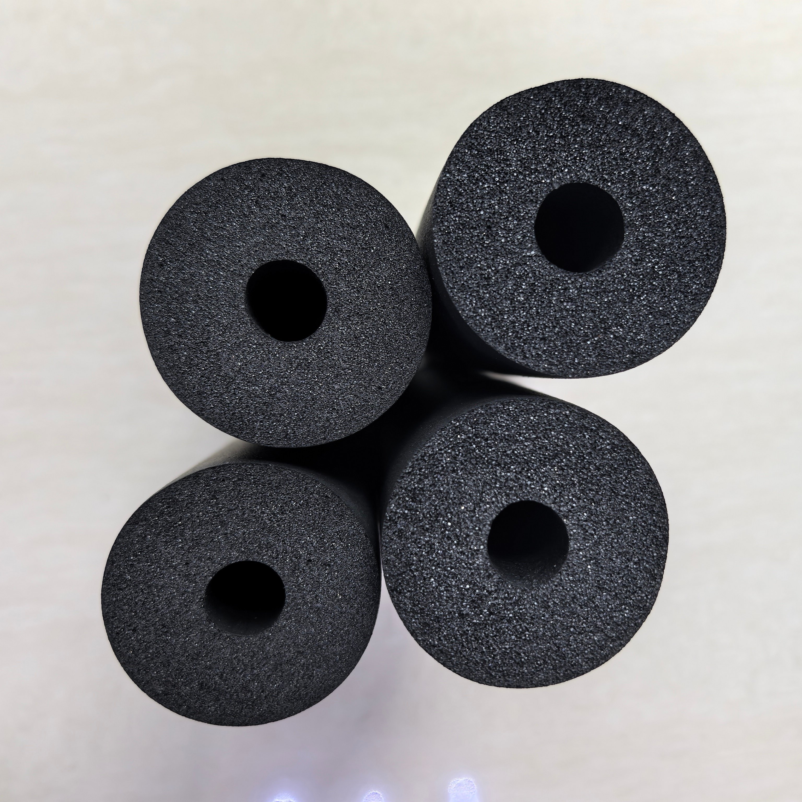 10-100mm Diameter Foam Tube 20mm Foam Tube Pipe Insulation Foam Rubber Insulation Tube