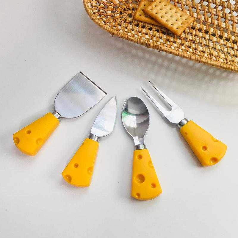 Round Cheese Knife Set and Cheese Cutting board and knife 4-piece kitchen cheese tool set