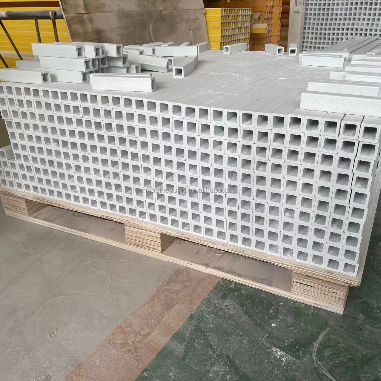 Fiberglass Extruded Profiles,Square Tubes,Round Tubes,Round Bars,Channel Steels,I-beams,Japanese Pipes