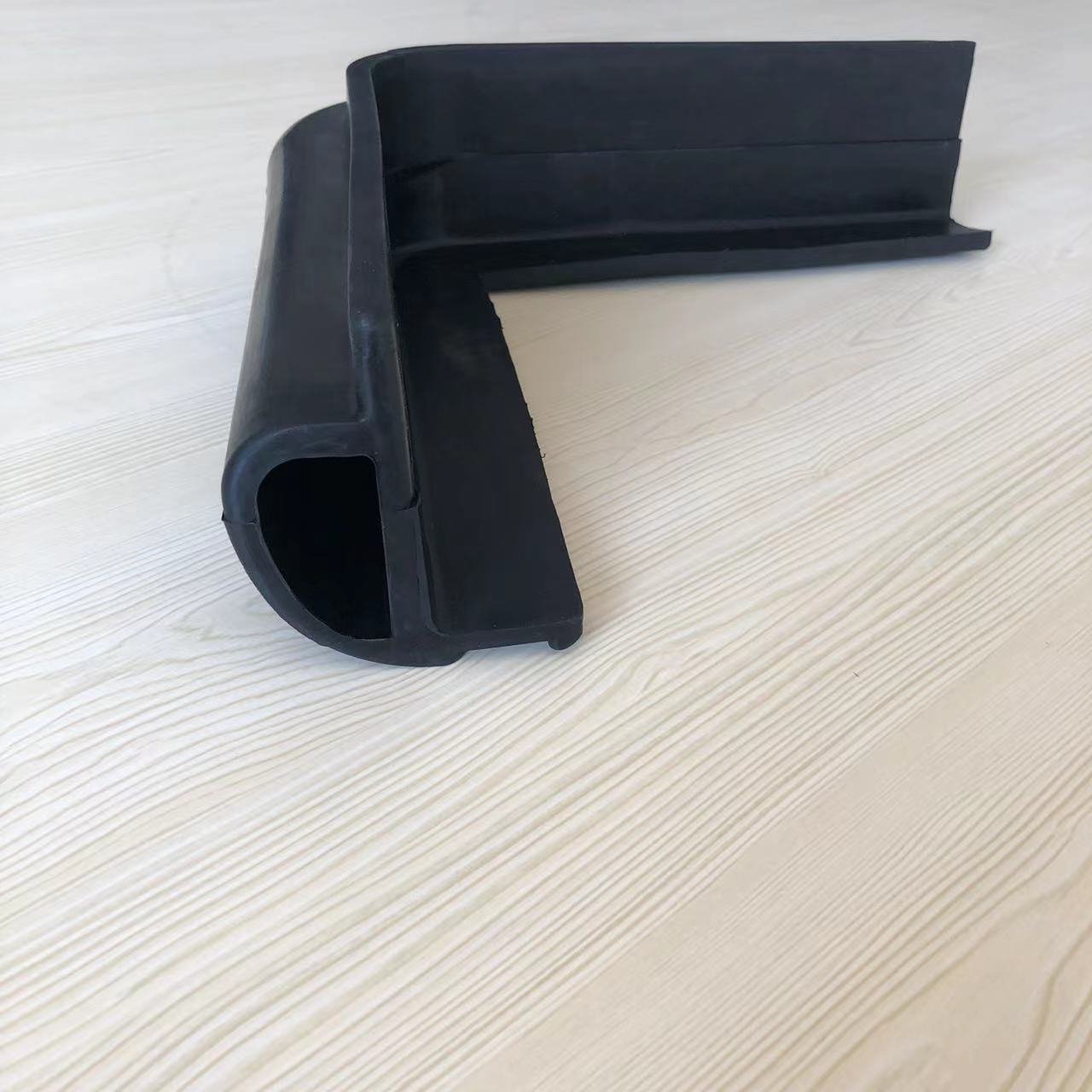Factory Direct Selling High Quality And Low Price Ship Bumper Rubber Epdm Material Pvc Material Marine Fender