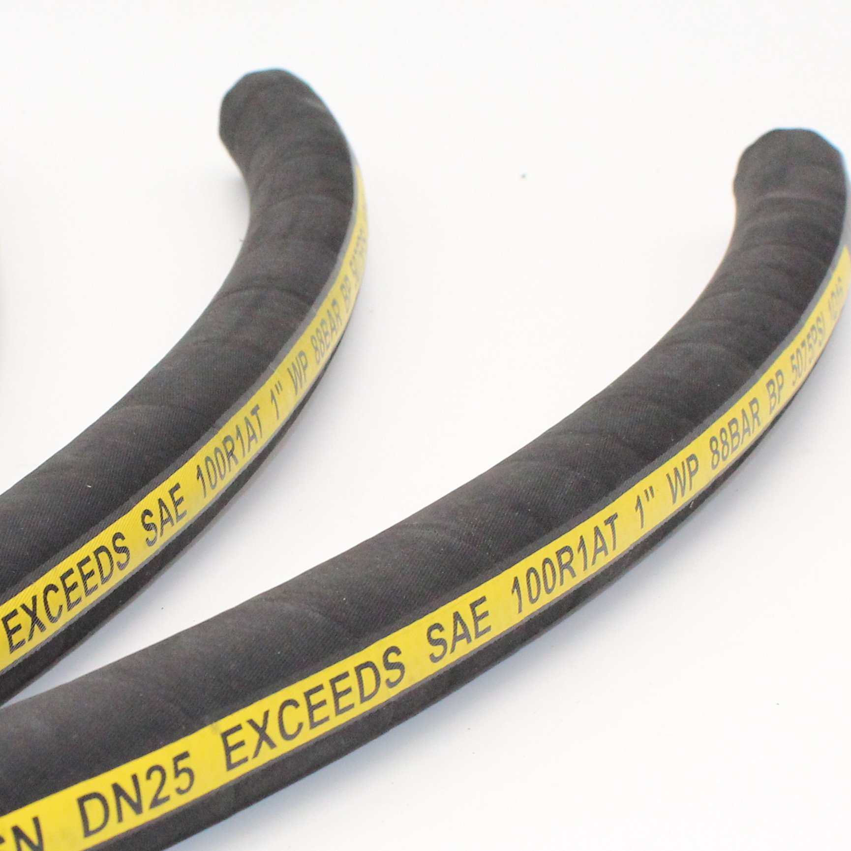 Modern Latest Custom-Made Industrial Rubber Hydraulic Hose High Pressure Applications Durable Flexible Hydraulic Hose