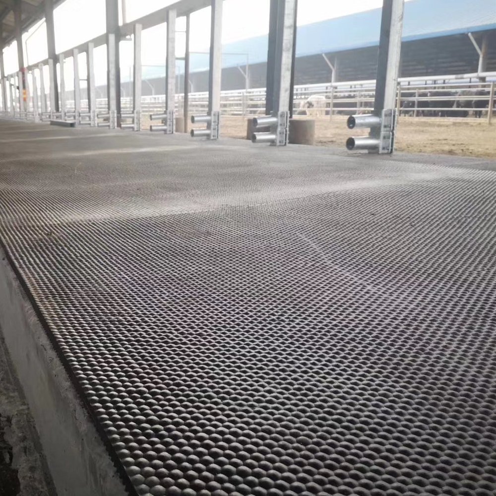 Heavy-duty Rubber Floor Horse Matting Sheets Puzzle Cow Stable Mat Rubber Tiles Stall Mats