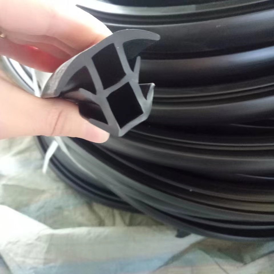 EPDM Pvc Waterproof solar panel T Shaped Slot gap Plug Rubber Gasket Photovoltaic T type silicone extrusion profile seal strip