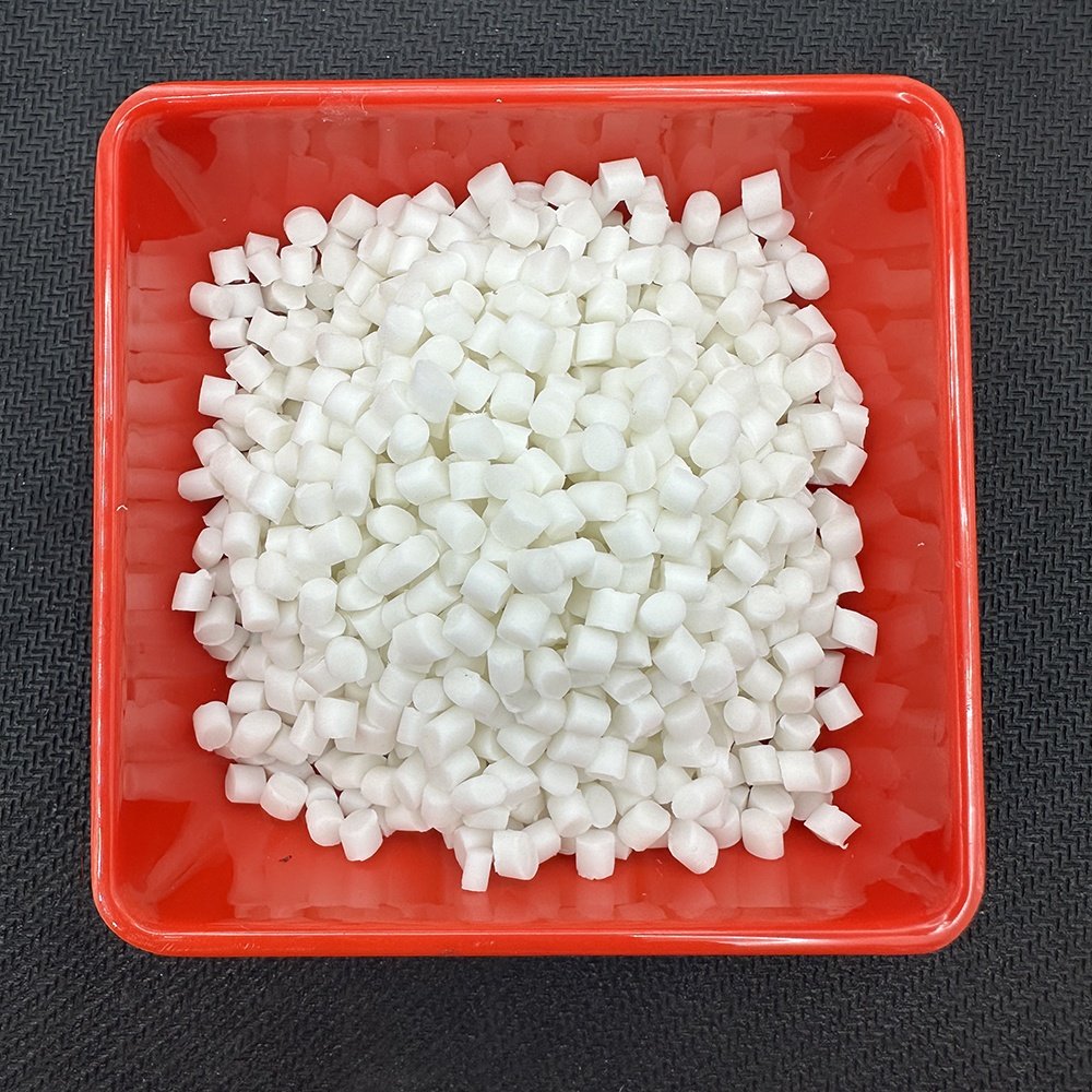 TPV Modified Black Foot Mat High Temperature Oil Resistant Rubber TPE Plastic Granule Injection Molding Extrusion-Source