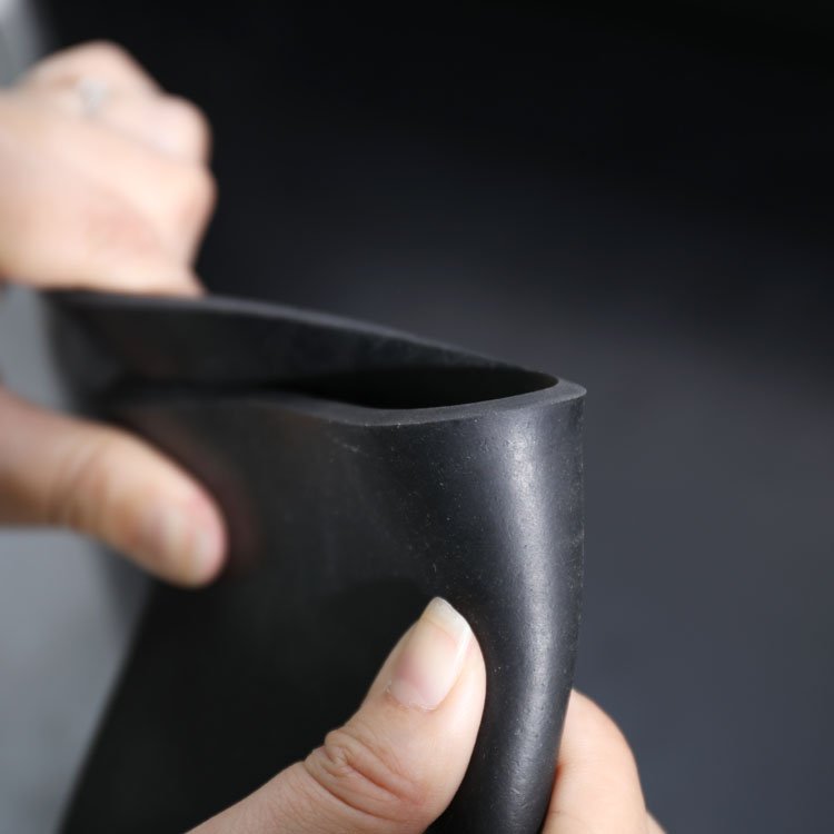 Industrial Rubber Sheets Plain Rubber Sheet Maker 10mm 15mm 25mm Black Mud Flap Rubber Sheet
