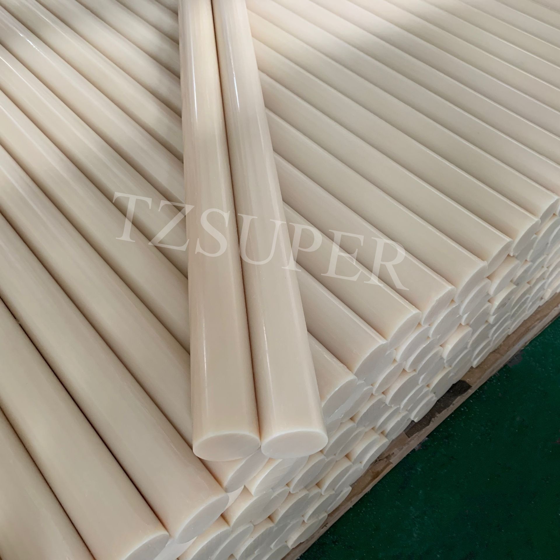 Engineering Plastic PA6G Rod MC Cast Nylon Round Bar Polyamide Rod