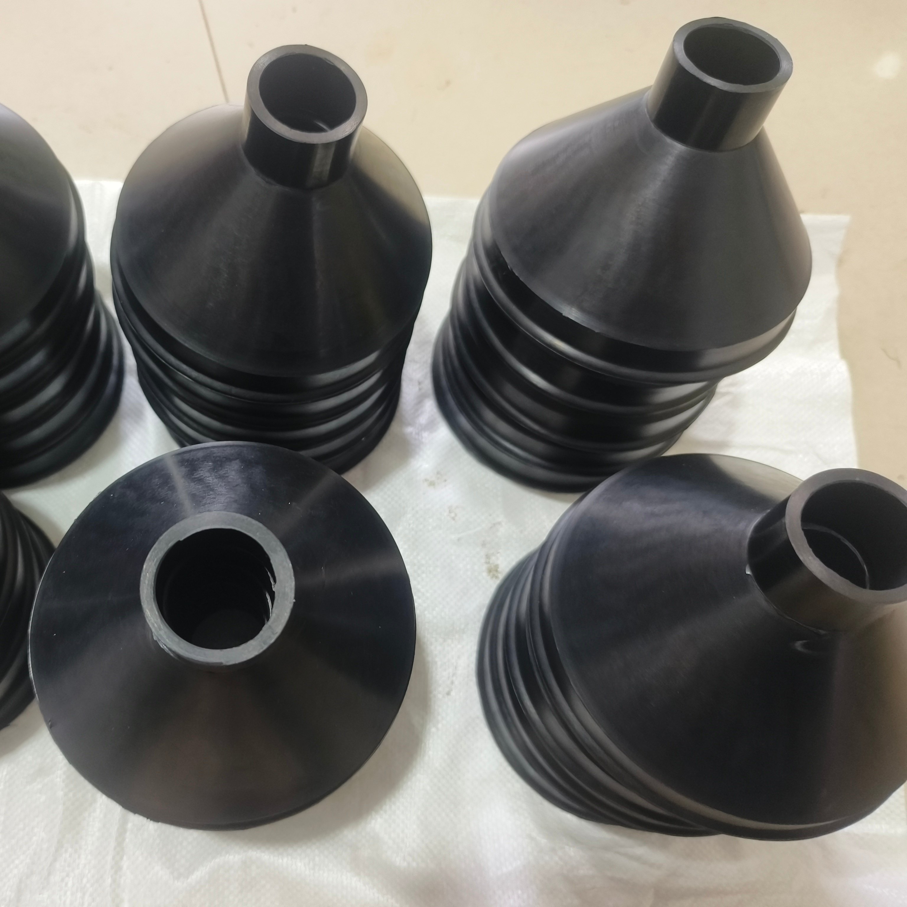 Custom Made Silicone Funnel Tear Resistant Rubber Sleeve Injection Molded Rubber Part