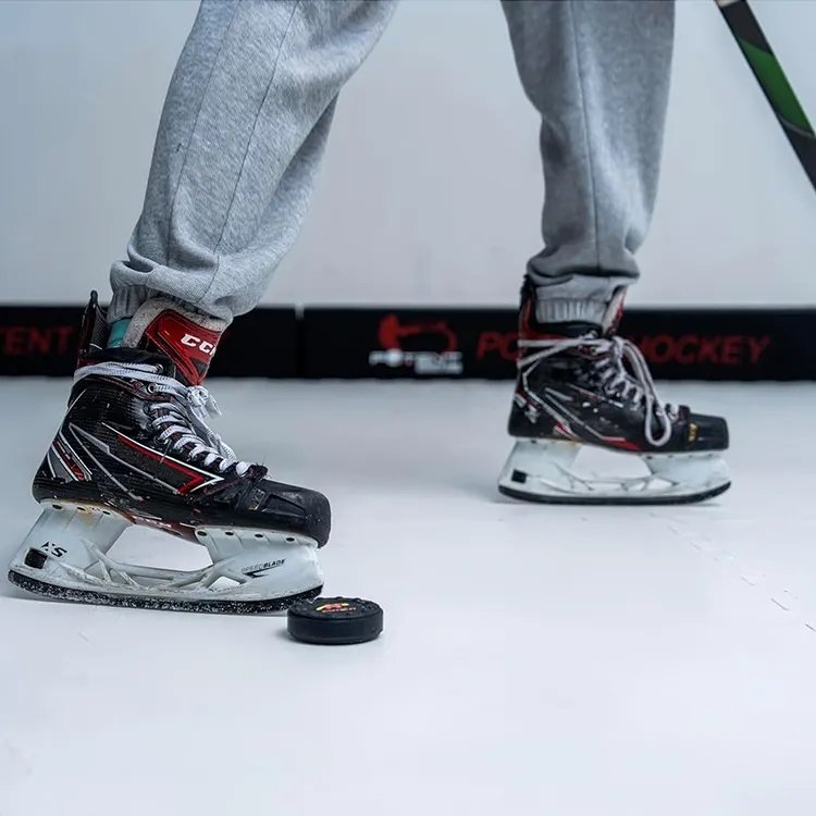 Synthetic Rink Sheet Portable UHMWPE Artificial Synthetic Ice Rink / Ice Hockey Skating Board Plastic Sheets