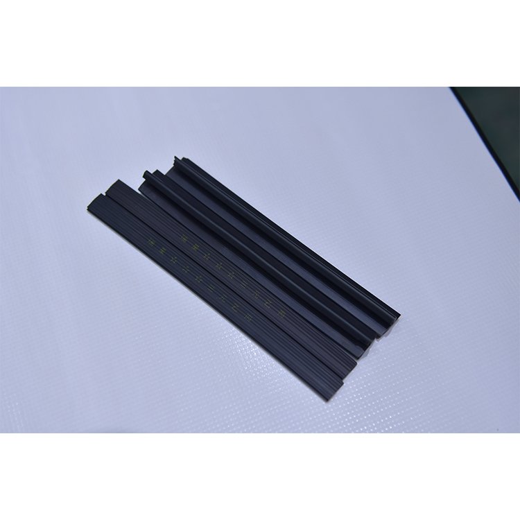 Custom Automotive/Safety Reliability Odorless Windshield Window Molding EPDM Rubber Extruded Sealing Strip