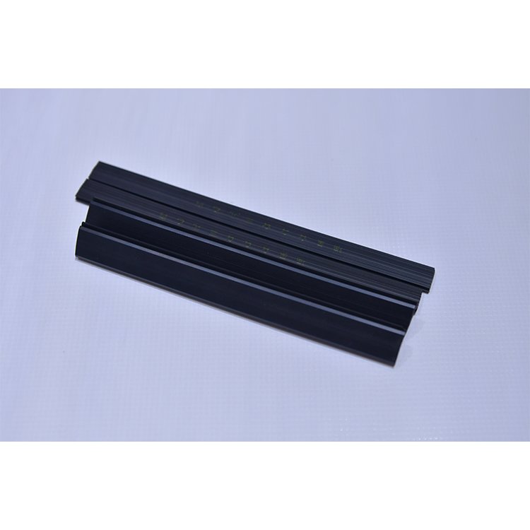 Custom Automotive/Safety Reliability Odorless Windshield Window Molding EPDM Rubber Extruded Sealing Strip