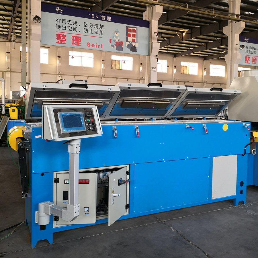 rubber extrusion microwave vulcanization line /epdm sponge rubber seal machine
