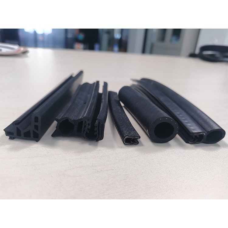 Hot Sale Composite Epdm OEM Different Rubber Car Window Door Rubber Weatherproof Seal Strip