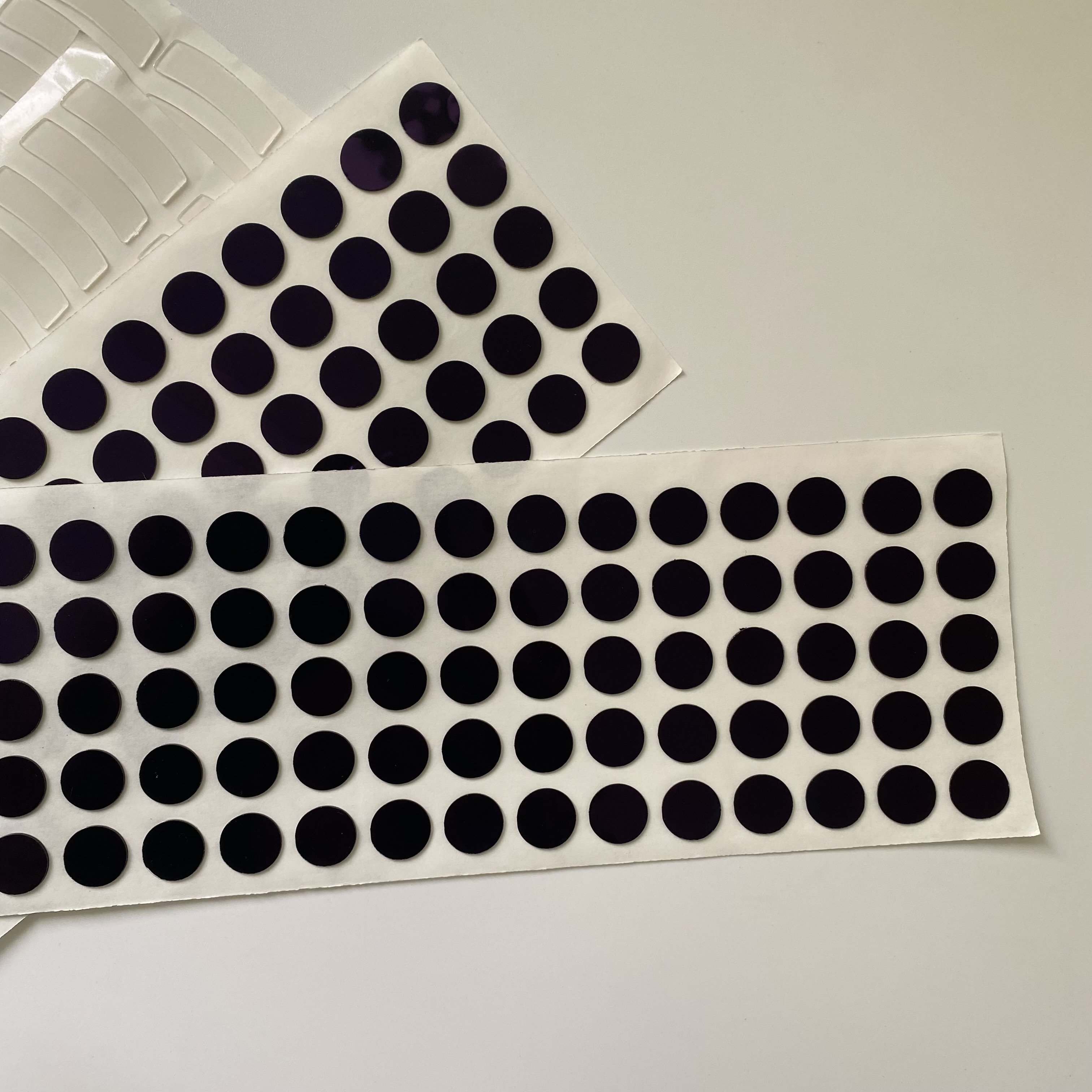 PU Silicone Rubber Self adhesive Washable Mounting Sticker Glue Die Cut Sticky Glue Tape Dots Nano Tape Dots in Roll sheet