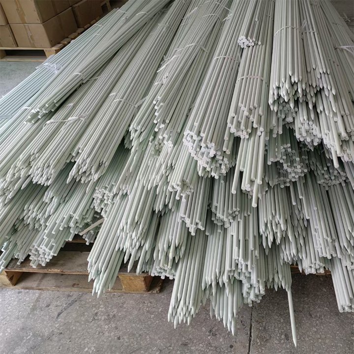 Pultruded 2mm 3mm 4mm 5mm Fiberglass Rod 4.5mm colorful glass fiber sticks