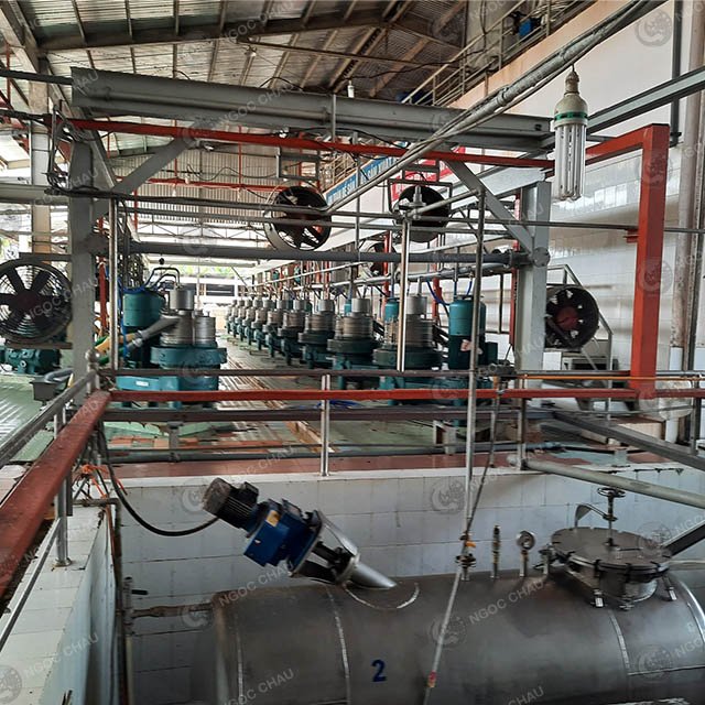 MANUFACTURER LATEX CENTRIFUGED 60 DRC FROM VIET NAM FACTORY high quality best price for glove production
