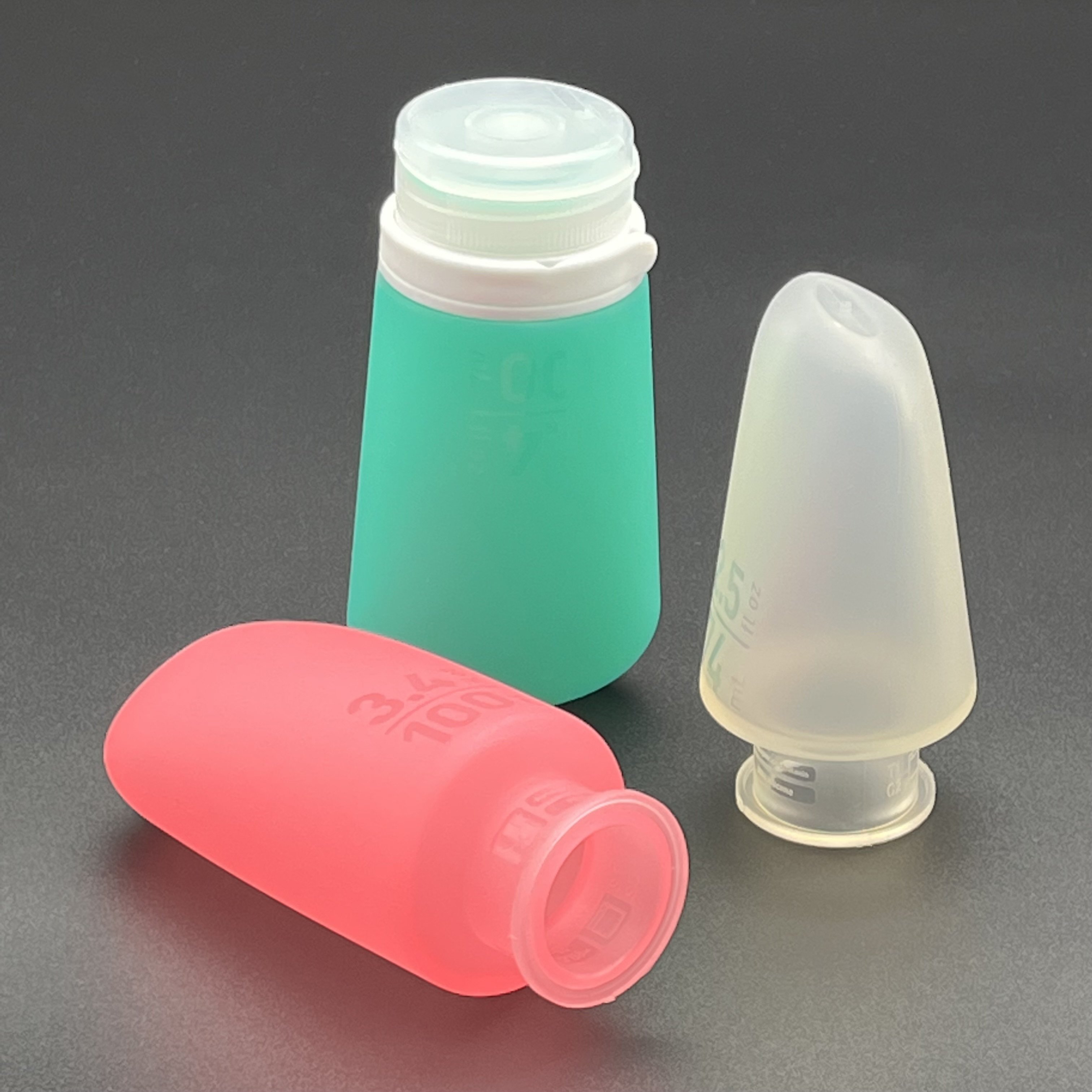 Leak Proof Refillable Liquid Silicone Travel Bottles Squeezable Containers Set Carry Liquid Shampoo and Body Wash