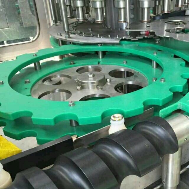 Nylon bottle screw/ Mechanical equipment Large screw bottle pusher nylon push screw