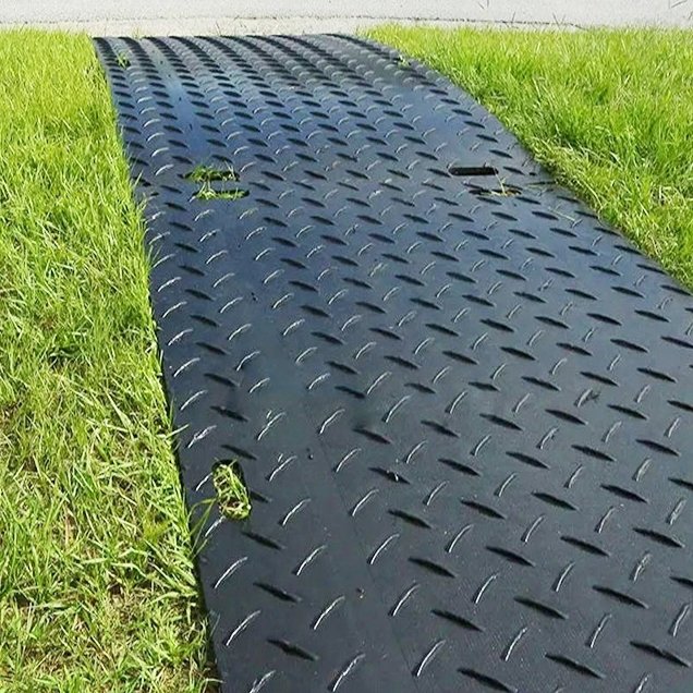 1220x440 mm Ground Protection Mats HDPE Plastic Temporary Roadway for Lawn Care Construction Site Slick Road