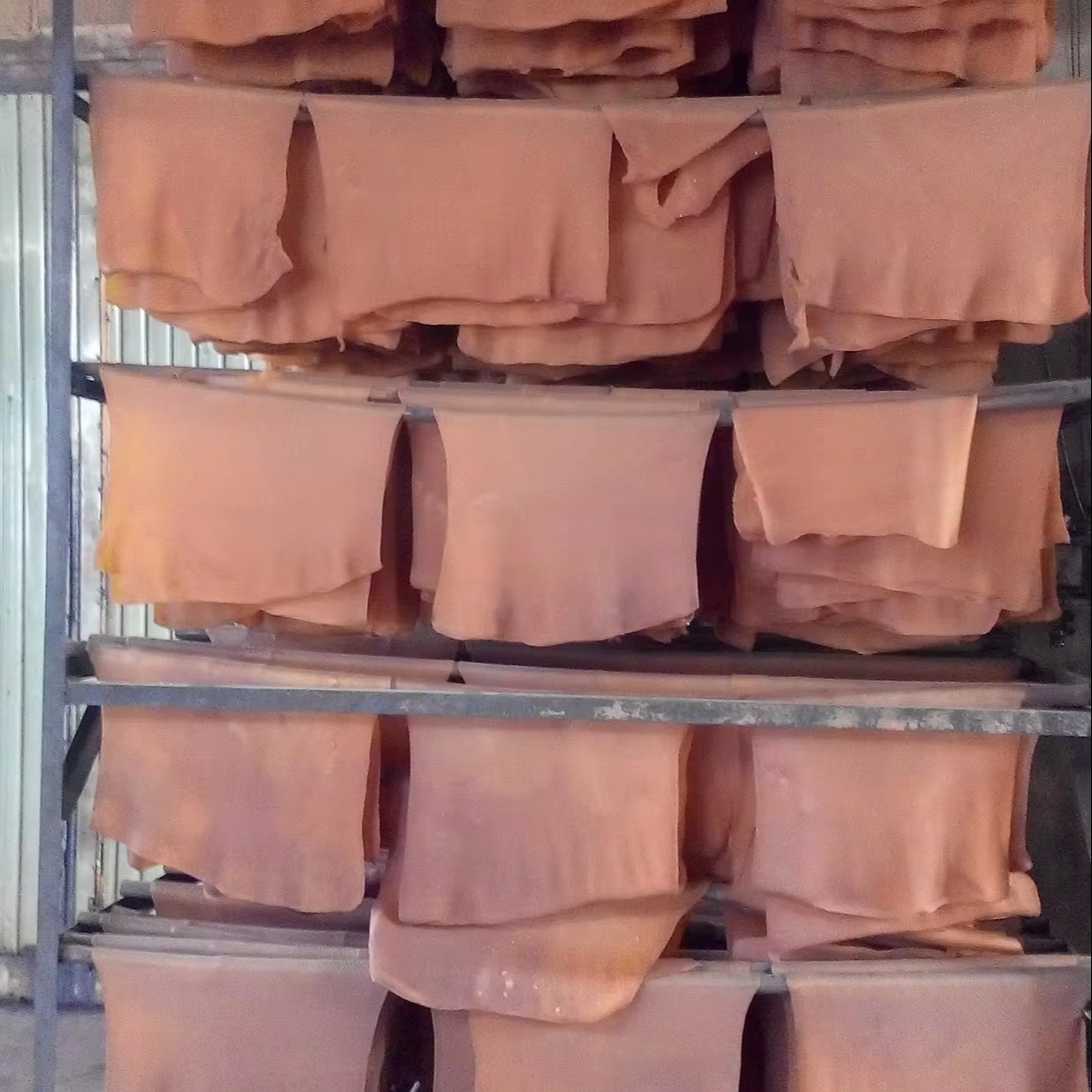 High Quality Natural Rubber Ribbed Smoked Sheets Raw Material for RSS3 Direct from Vietnam