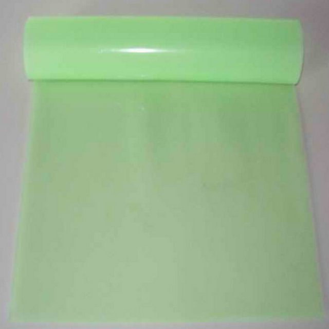 Silicone rubber sheet, a soft, environmentally friendly, high temperature resistant silicone material
