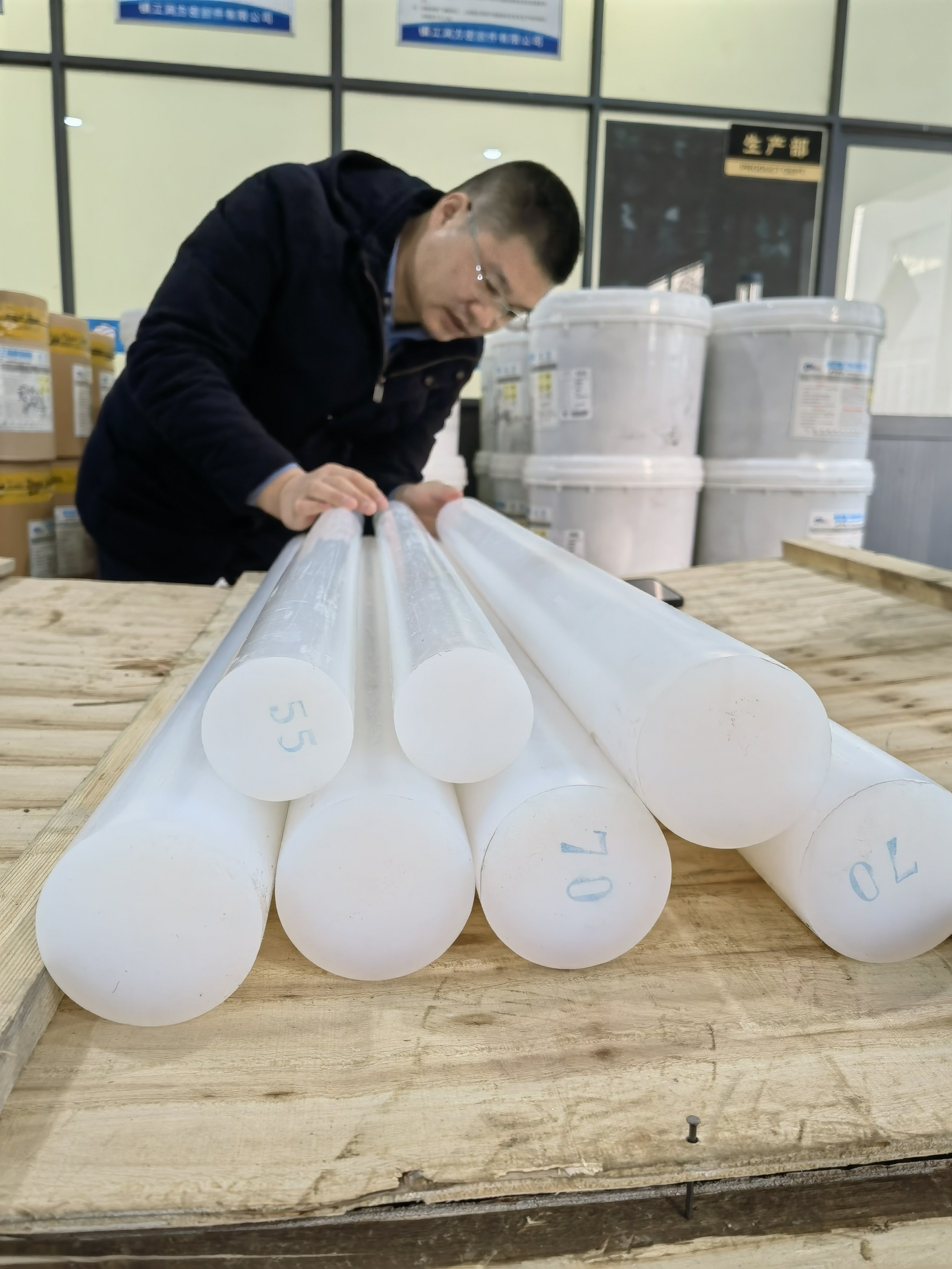 High Quality Heat Chemical Resistance Pfa Rod Pfa Stick For Insulating Sealing Material