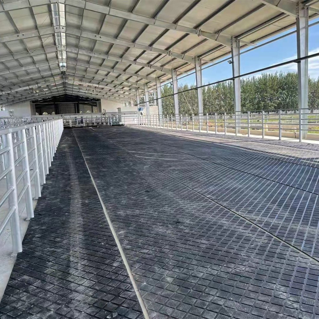 6mm thickness one side rubber one side fabric with fabric inserted rubber sheets roll for cow bed rubber mattess