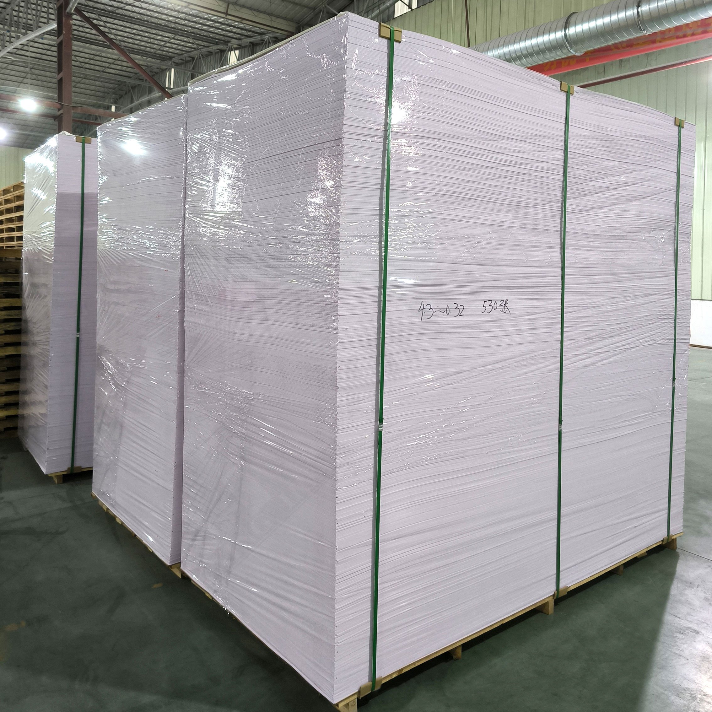 insulation foam board Protective Barriers 10mm Thickness Plastic Sheets For Advertising Smooth Surface