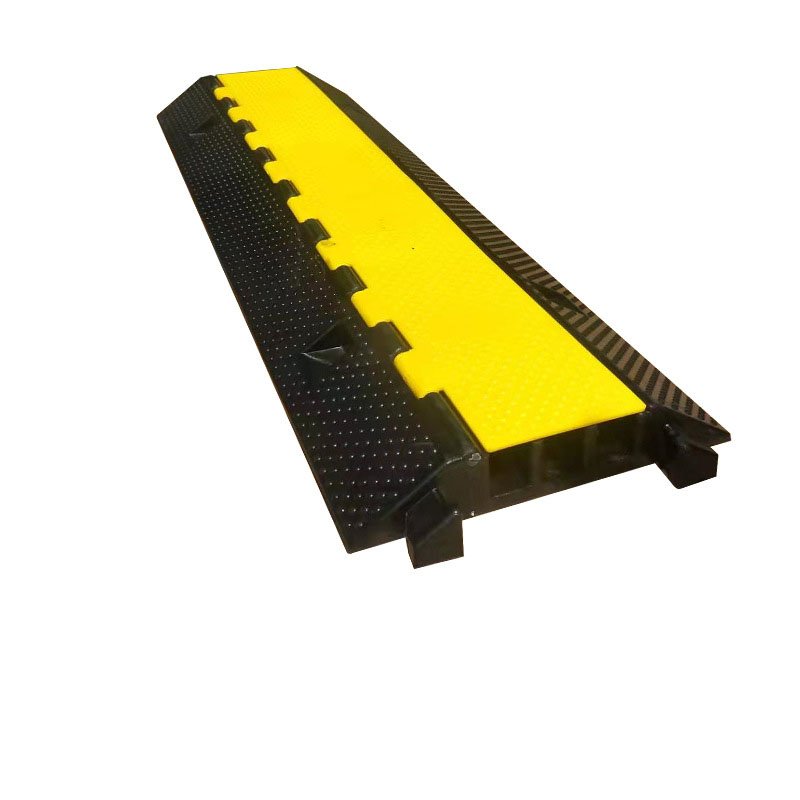 Jiadong Better Choice 3 Channels 3-Way Rubber Cable Protector Cable Ramp New Factory Product for Automotive Use