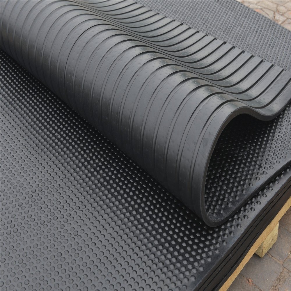 Durable Cow/Horse Rubber Mats in Sheet Format Comfortable Ribbed Stable Mat for Floor Cow Matting Roll