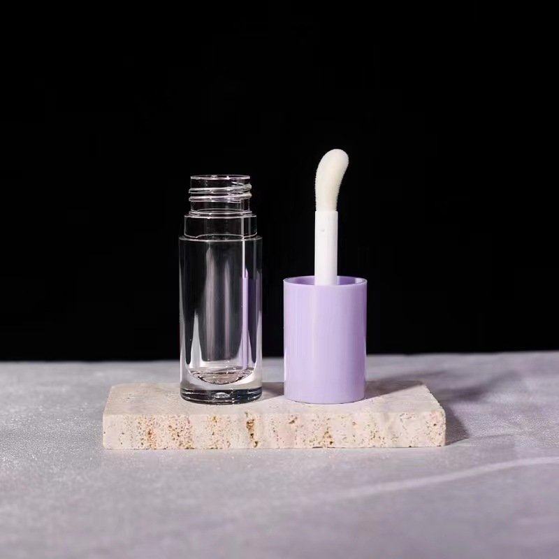 Large capacity 6.5ml custom logo Large brush rod Large stick lip gloss tube lip oil Big wand lip gloss tube