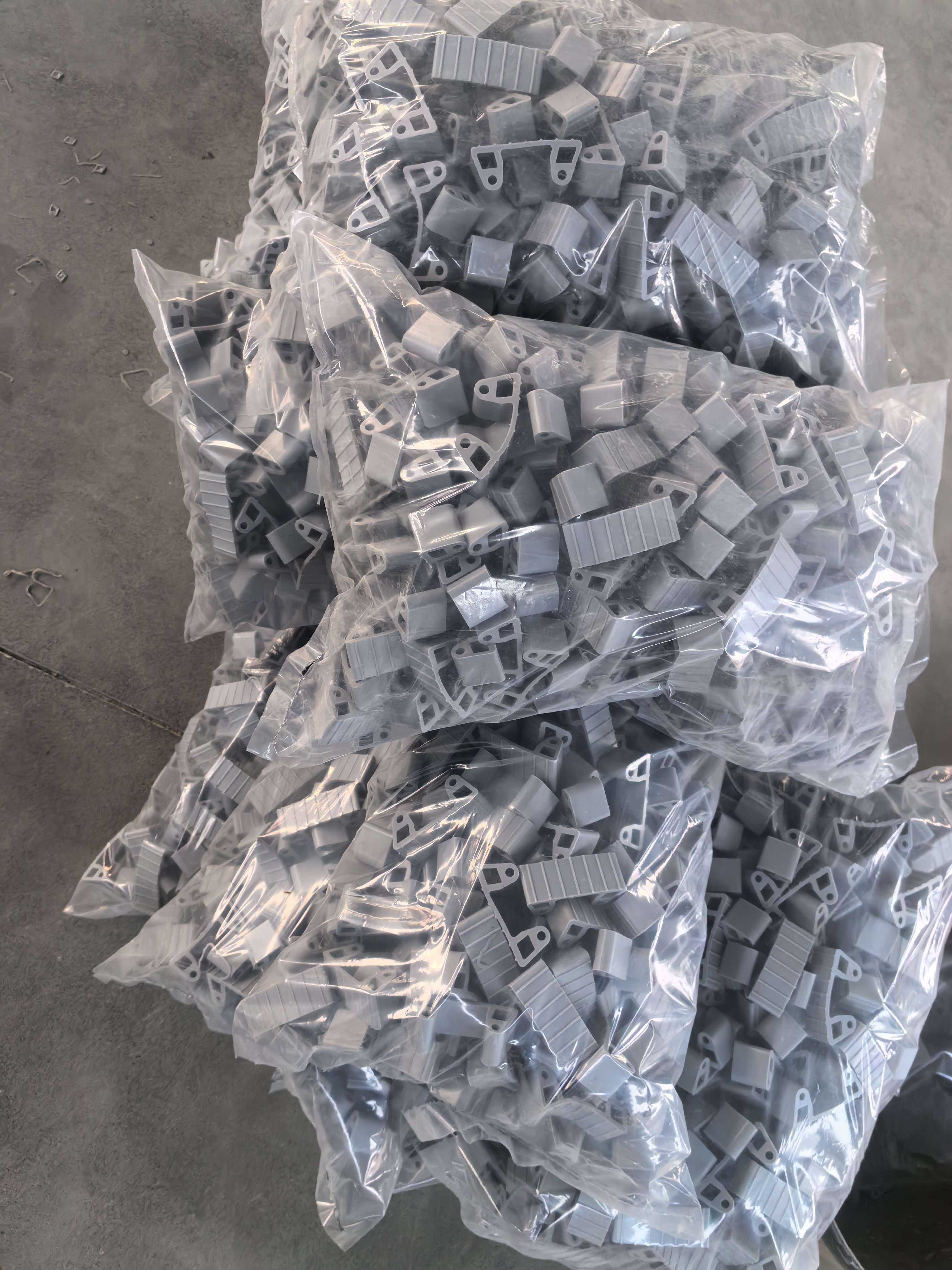 Custom Molded Auto Rubber Epdm Seal Rubber Product Parts Other Silicone Products Epdm Special-shaped Rubber Gasket