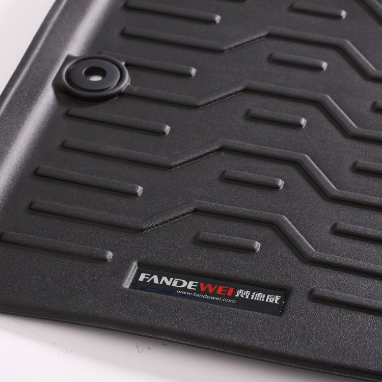 3D custom TPV rubber RHD car accessories car mats for Toyota Hilux rocco 2022+