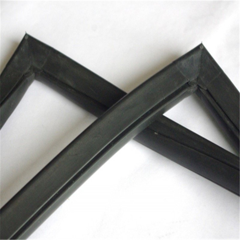 Universal wholesale car accessories Qinghe Hengcheng windscreen rubber seal rubber seals windscreen sealing strip
