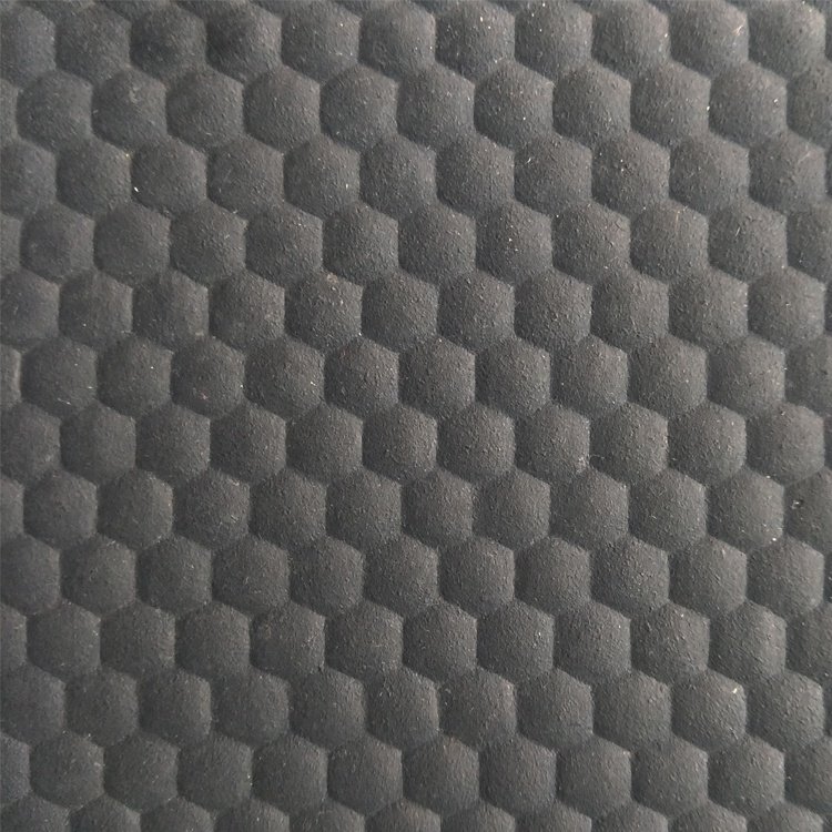 3-10mpa Thick Durable Cow Rubber Flooring Mat with 15 years service life