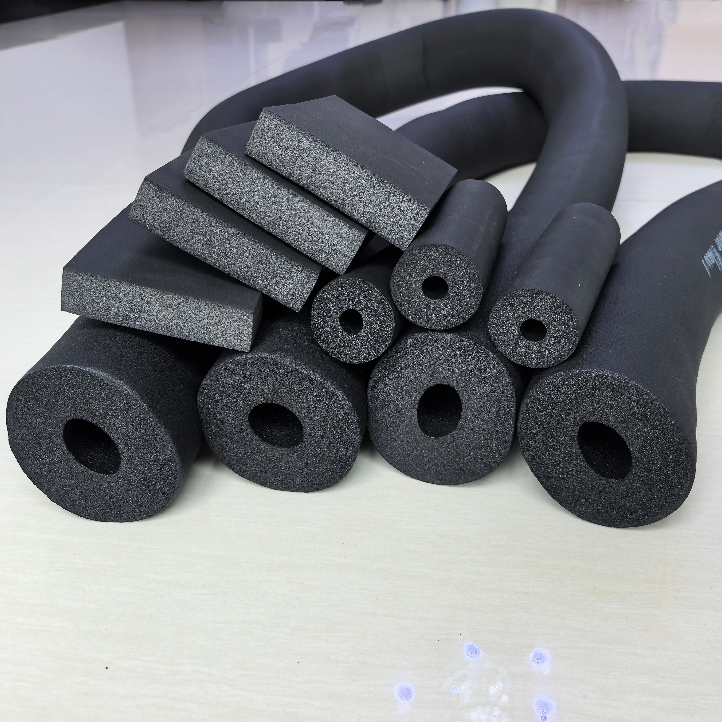 China Supplier soundproofing elastomeric nitrile rubber foam plastic thermal insulation sheet Rubber and plastic tube sheet