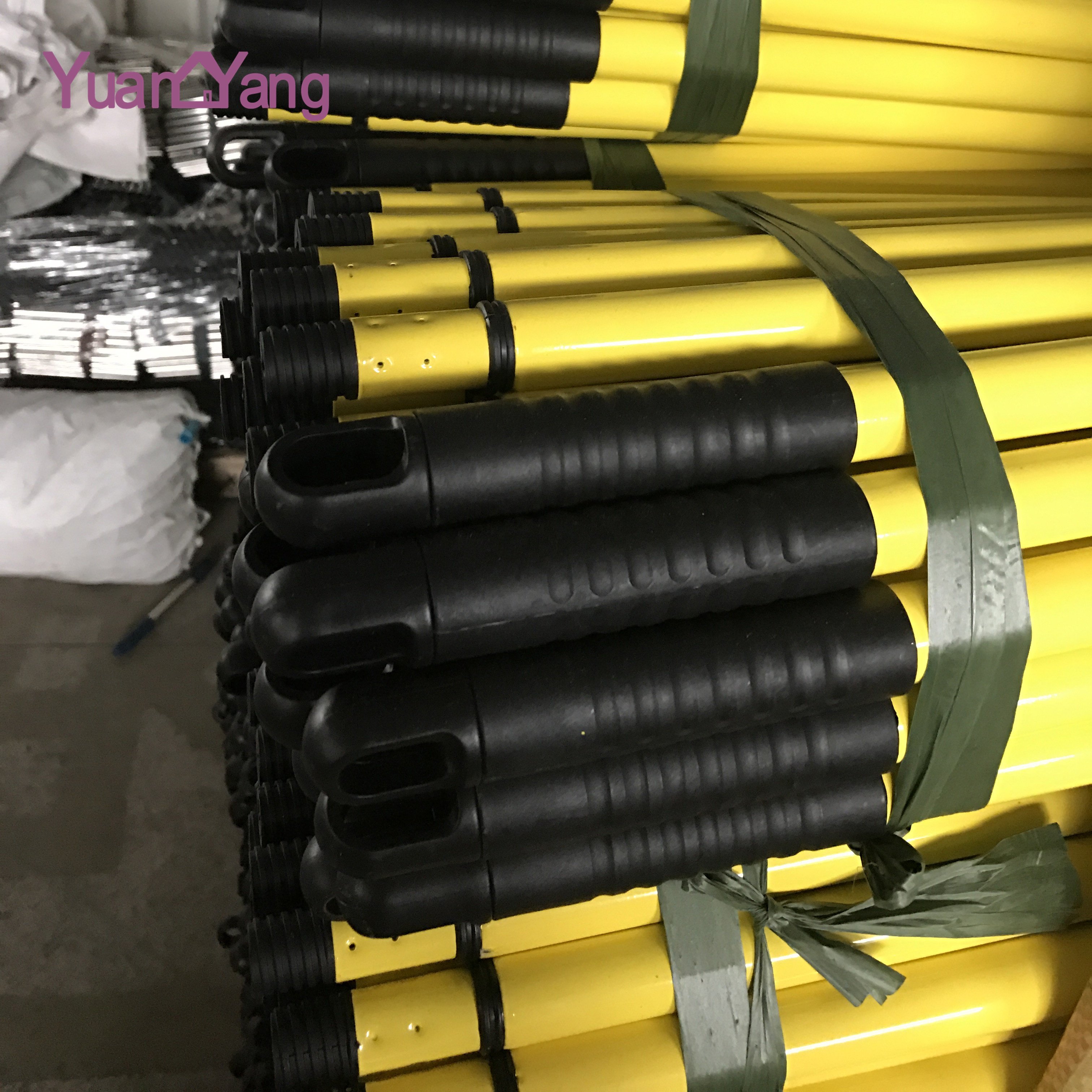 Factory wholesale price adjustable telescoping rod and telescopic handle snow shovel