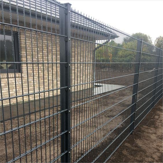 Double sided wire fence galvanized twin wire 656 fence welded double horizontal wire 868 fence panels with good price