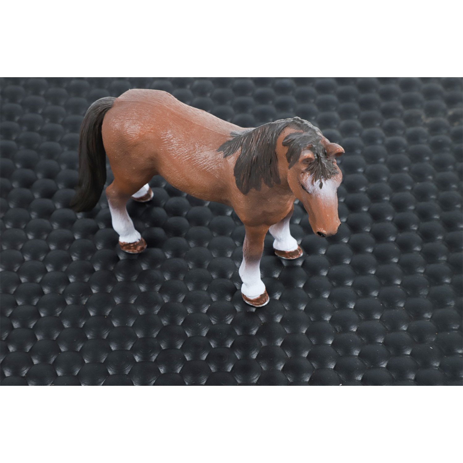6mm 8mm 10mm Good Price Durable Rubber Cow Beds Round Dot Pig Mattress Rubber Mats