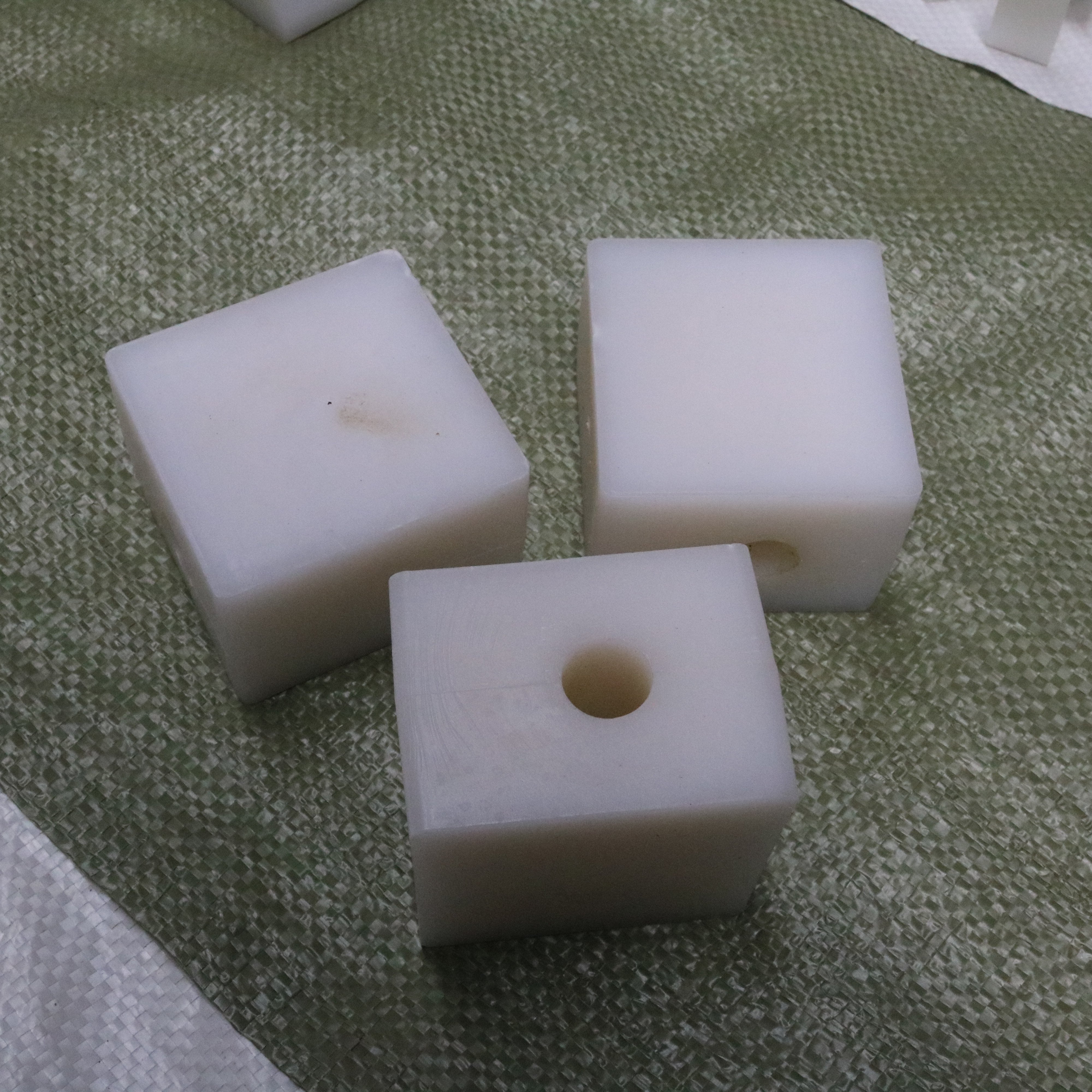 High Quality Pa6 Nylon Slide Block and Pom Block Wear-Resistant Plastic Sheet for Storage Injection Modling Type