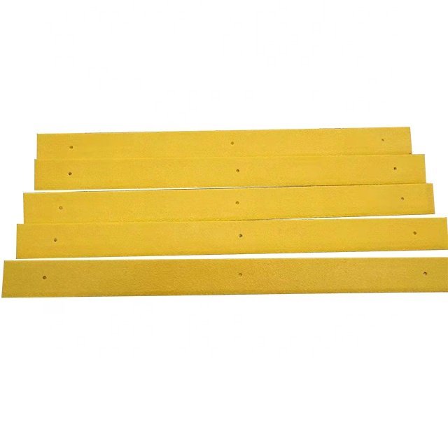 factory direct sale Anti-slip frp fibre glass tread nosing grp tread stair cover