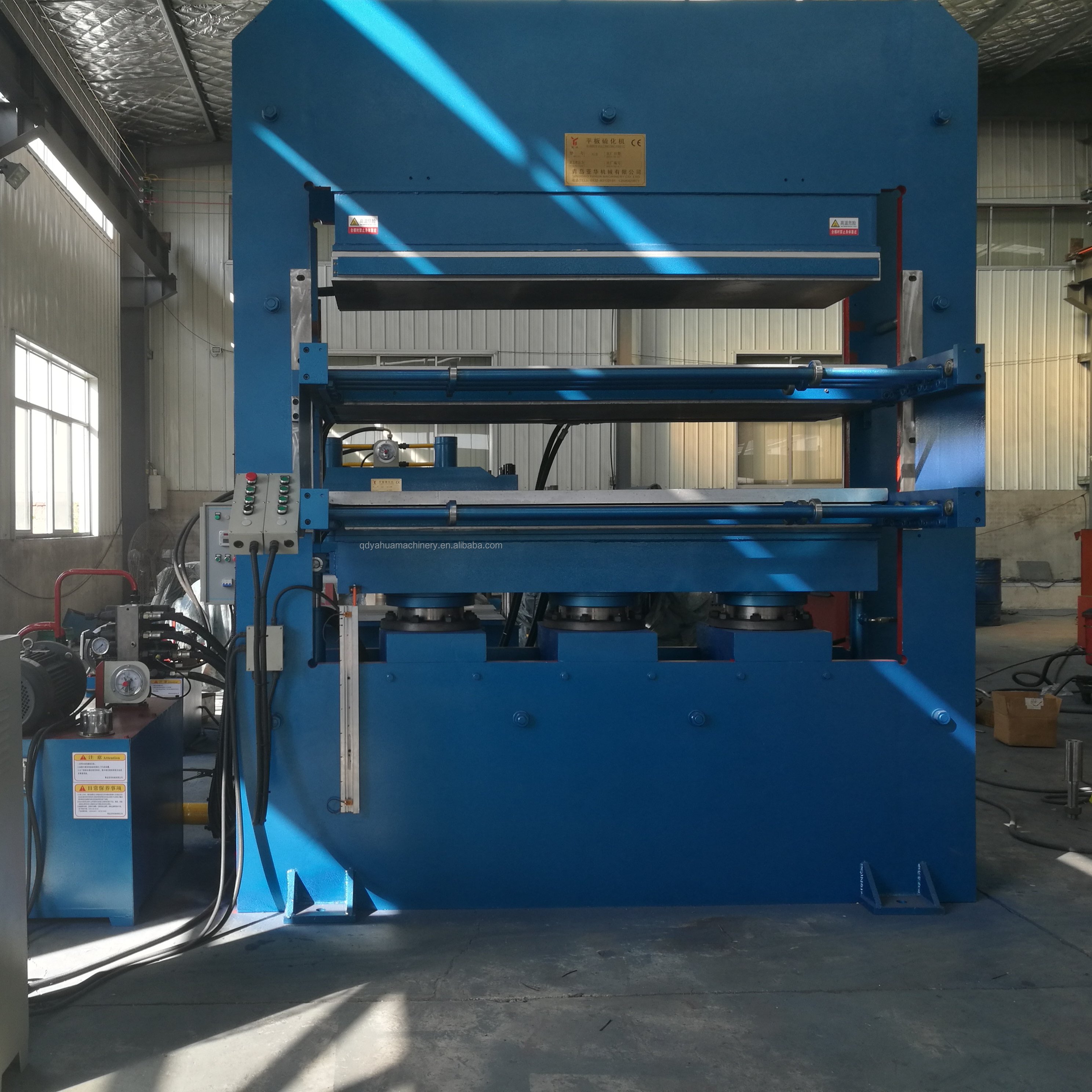 Non-slip shockproof rubber sheet / rubber roll sheet / floor rubber sheet making machine