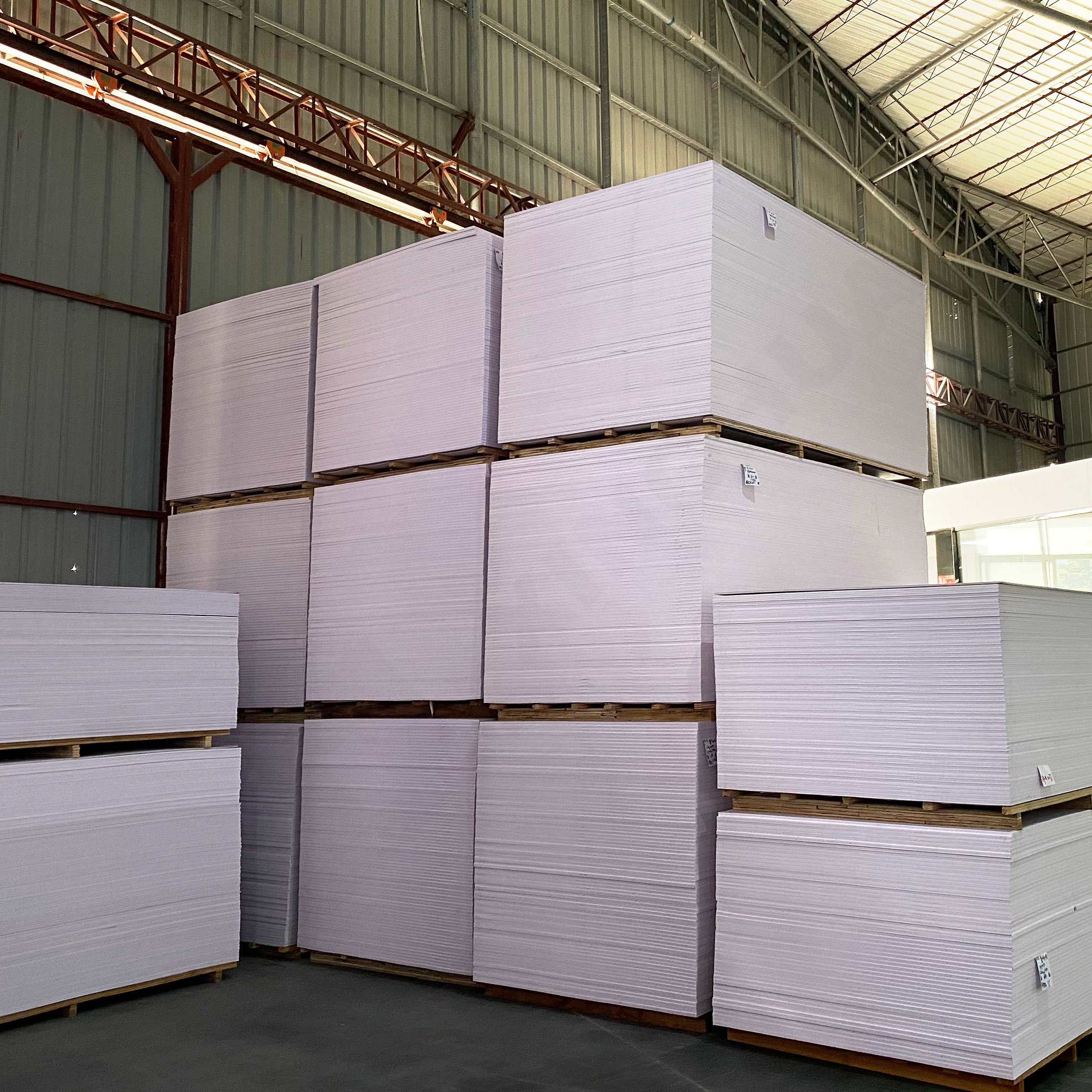 High Gloss Plastic Sheets Interior Decoration 1220x2440mm Environmentally Friendly Waterproof And Fireproof Materials