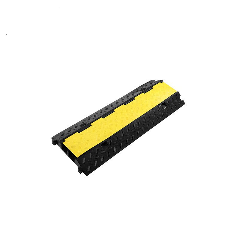 Custom Cut 1000*300*50mm Speed Hump 3-Channel Cable Protector Roadway Safety Rubber Ramp for Garage Automotive Rubber