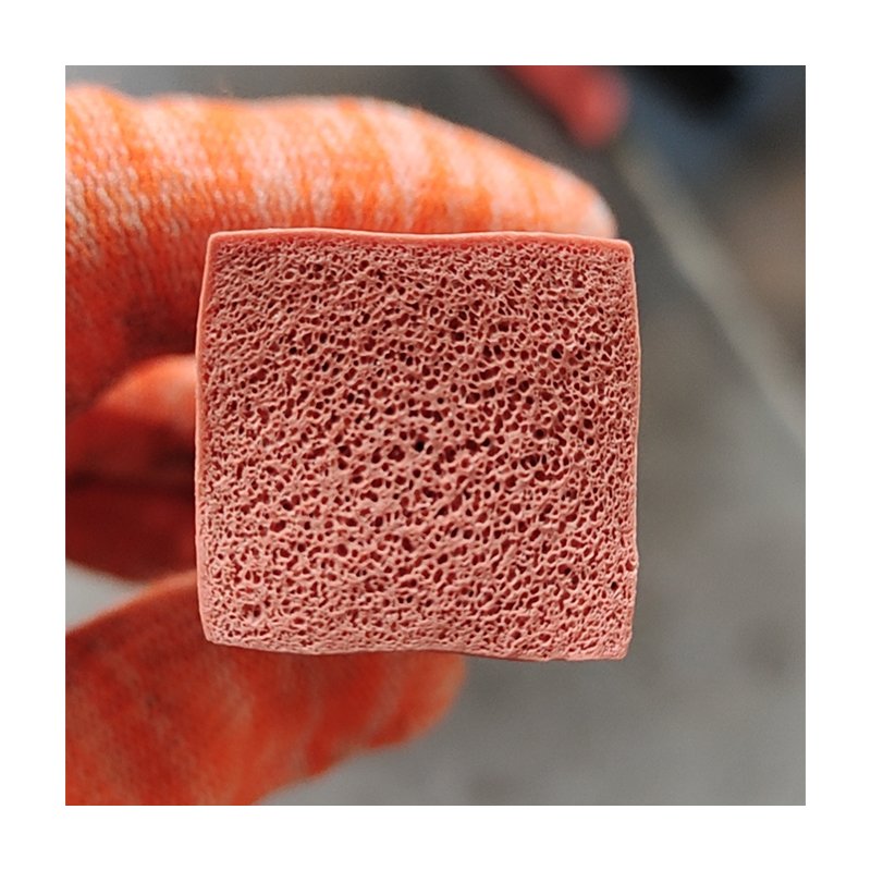 Free Sample Extruded Silicone Rubber Foam Sponge Seal Strip