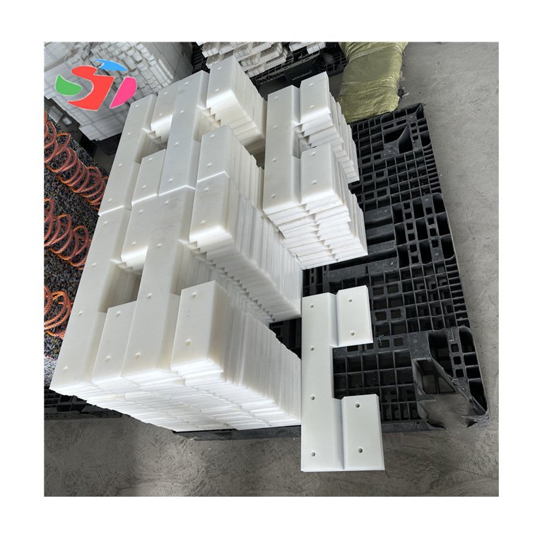 Professional 11-Hole A4 Size Plastic File Folder HDPE Transparent Sheet Protector with Drawing Cutting Processing for Wholesales