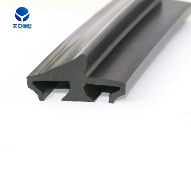 Epdm insulating rubber sheet Black industrial roof Anti-slip and wear-resistant thickening Rubber gasket material