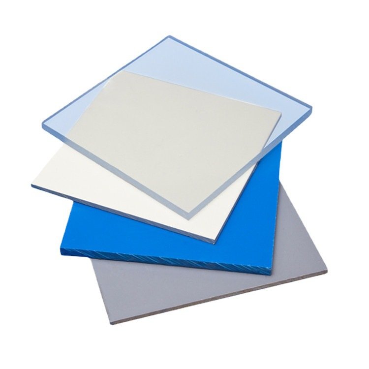 Plastic insulated transparent sheet