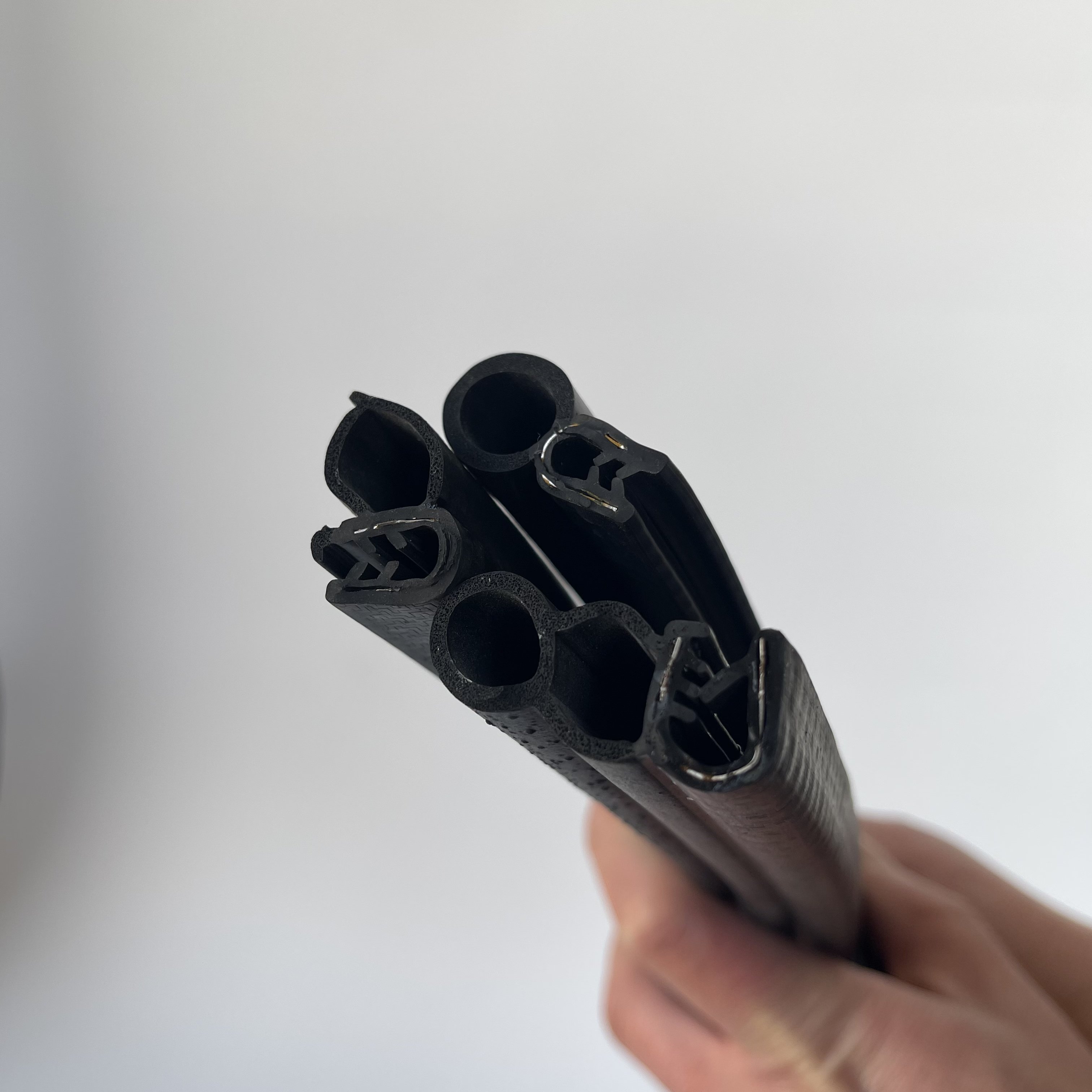 Wholesale Extruded Door Rubber Edge Trim car door EPDM rubber Seal strip