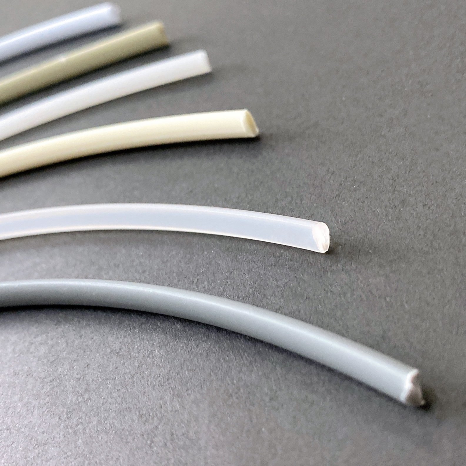 Factory PP polypropylene welding rod flame retardant PP hot melt plastic welding rod triangle round welding material